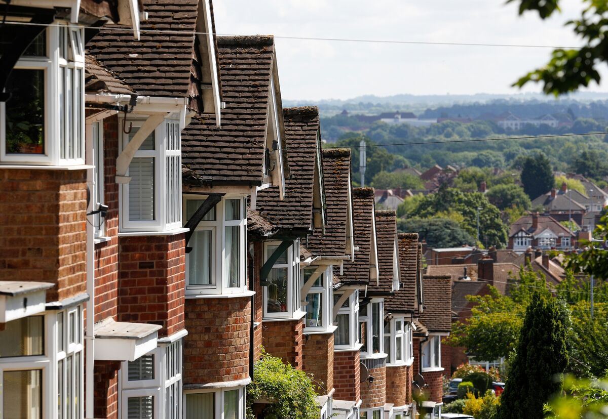 High rates and inflation affecting European mortgage market demand. 

Image Source: Bloomberg