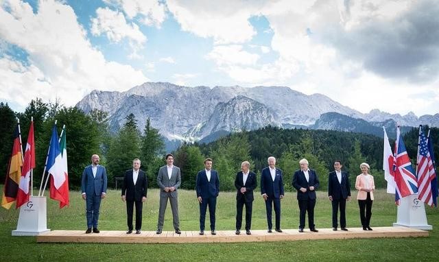 G7宣布禁止从俄罗斯进口黄金，黄金周一高开低走 