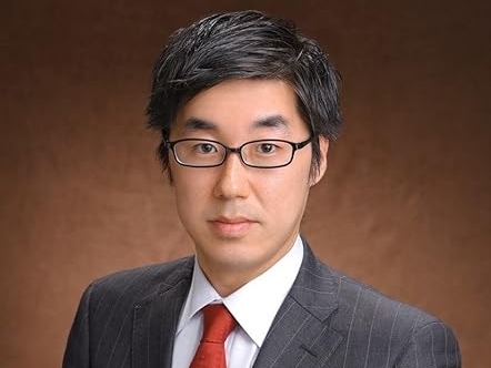 Daisuke Karakama, chief market economist at Mizuho Bank and MOF panel member, estimates that only about a third of the 35 trillion yen in primary income surplus was repatriated last year. 

Image Source: Toyokeizaishinposha 