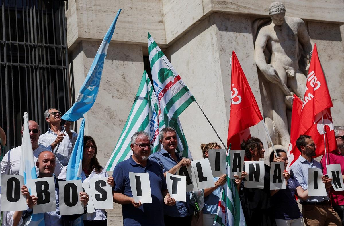Italian banking trade unionists join Milan Stock Exchange's historic strike in June 27, 2024. 

Image Source: Reuters 