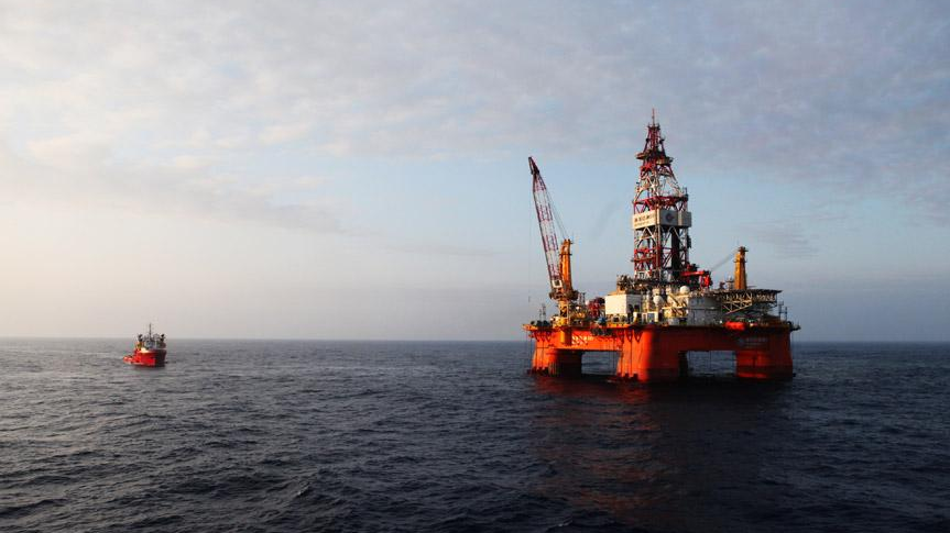 China National Offshore Oil Corporation Oil Rig in Operation. 

Image Source: CNOOC 